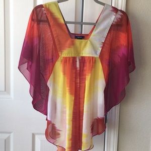 NWOT XOXO TIE DYED FLOWY BLOUSE